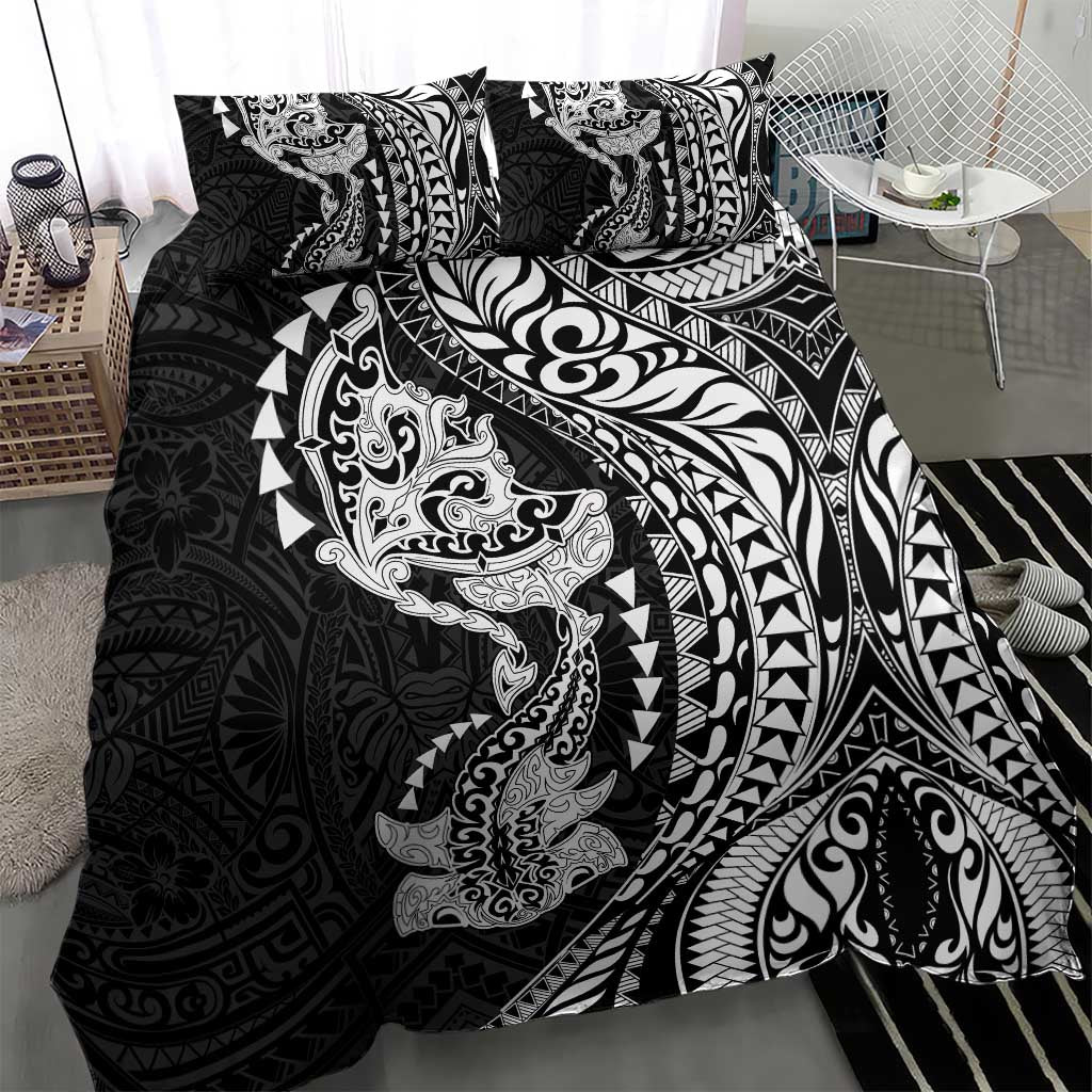 Hawaiian Manta Ray and Hammerhead Shark Tribal Tattoo Bedding Set with Polynesian Tribal Pattern Black-White Color