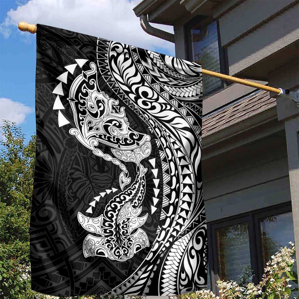 Hawaiian Manta Ray and Hammerhead Shark Tribal Tattoo Garden Flag with Polynesian Tribal Pattern Black-White Color LT03 - Polynesian Pride