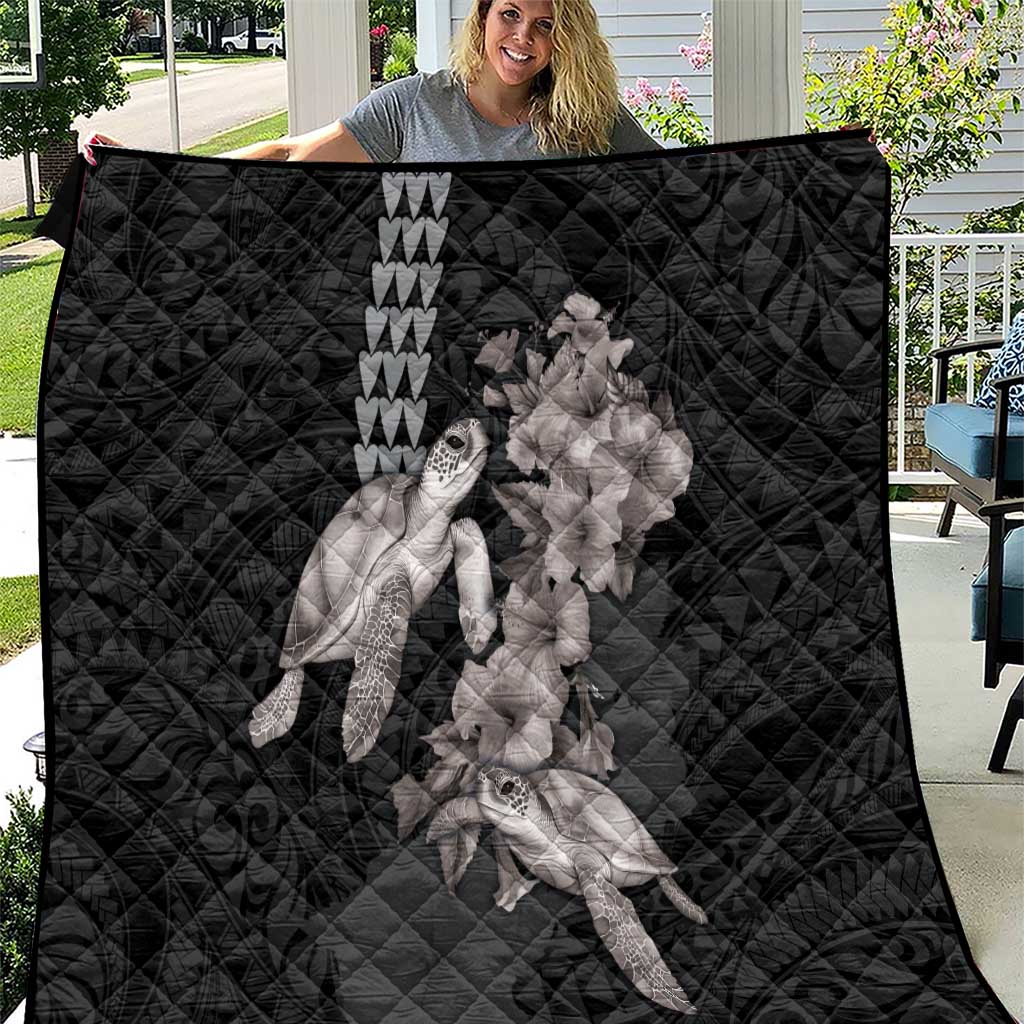 Hawaiian Turtle Love Couple Quilt - Sweet Hibiscus and Kakau Pattern Grayscale Color