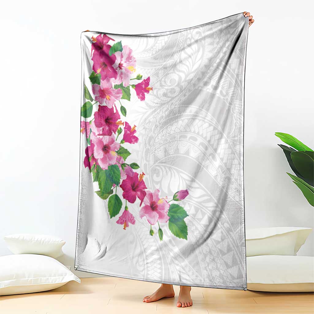 Hawaiian Hibiscus and Art Polynesian Tattoo Blanket White Color