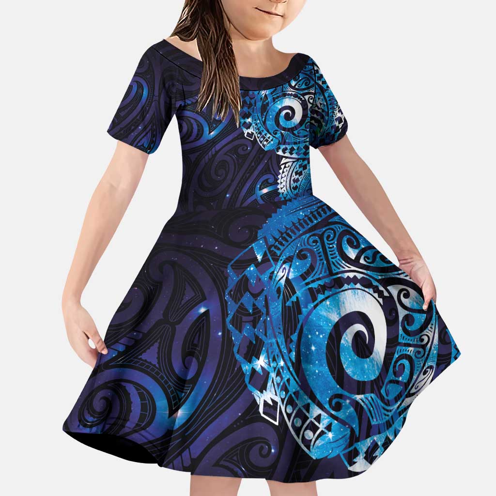 Matariki New Zealand Maori Koru Art Tattoo Family Matching Puletasi and Hawaiian Shirt New Year Galaxy Blue Sky Style LT03 Daughter's Dress Blue - Polynesian Pride
