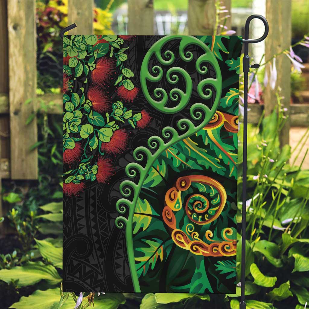 New Zealand Koru Plants and Pohutukawa Garden Flag Maori Tattoo Pattern