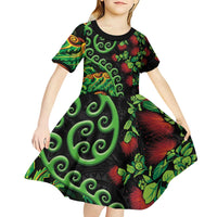 New Zealand Koru Plants and Pohutukawa Kid Short Sleeve Dress Maori Tattoo Pattern