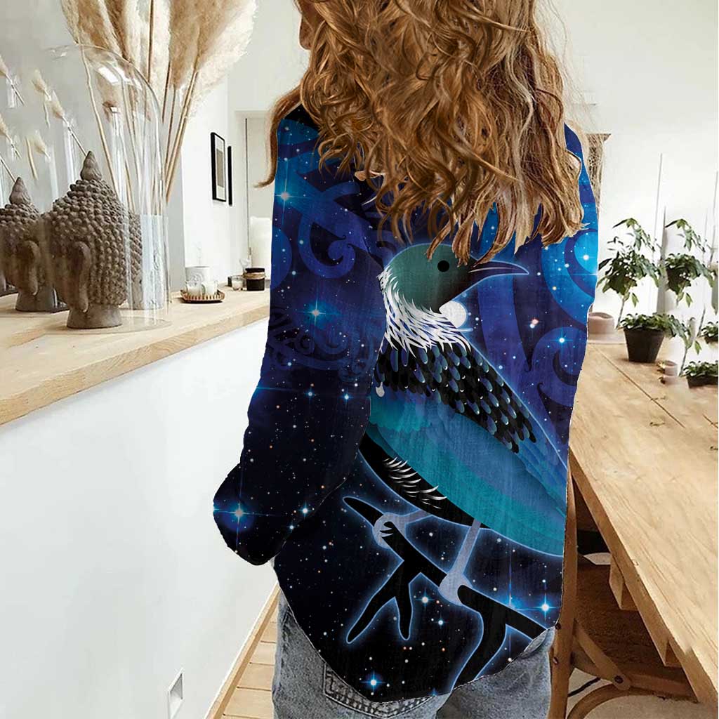 New Zealand Tui Bird Women Casual Shirt The Pleiades Star Cluster and Koru Tribal Tattoo Galaxy Vibe LT03 - Polynesian Pride