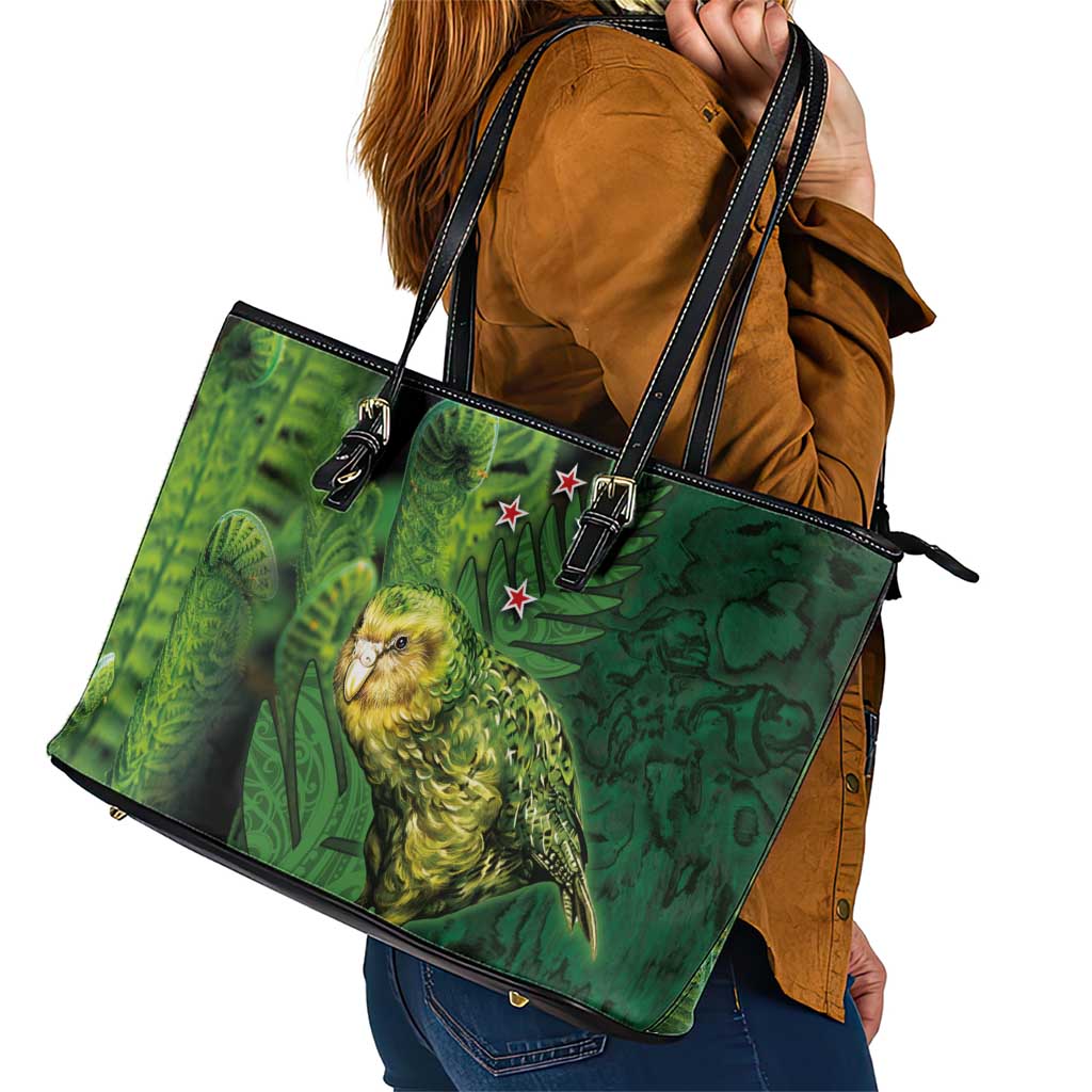 New Zealand Kkp Leather Tote Bag Silver Fern with Close up of Green Fern Leaves and Maori Tattoo LT03 - Polynesian Pride