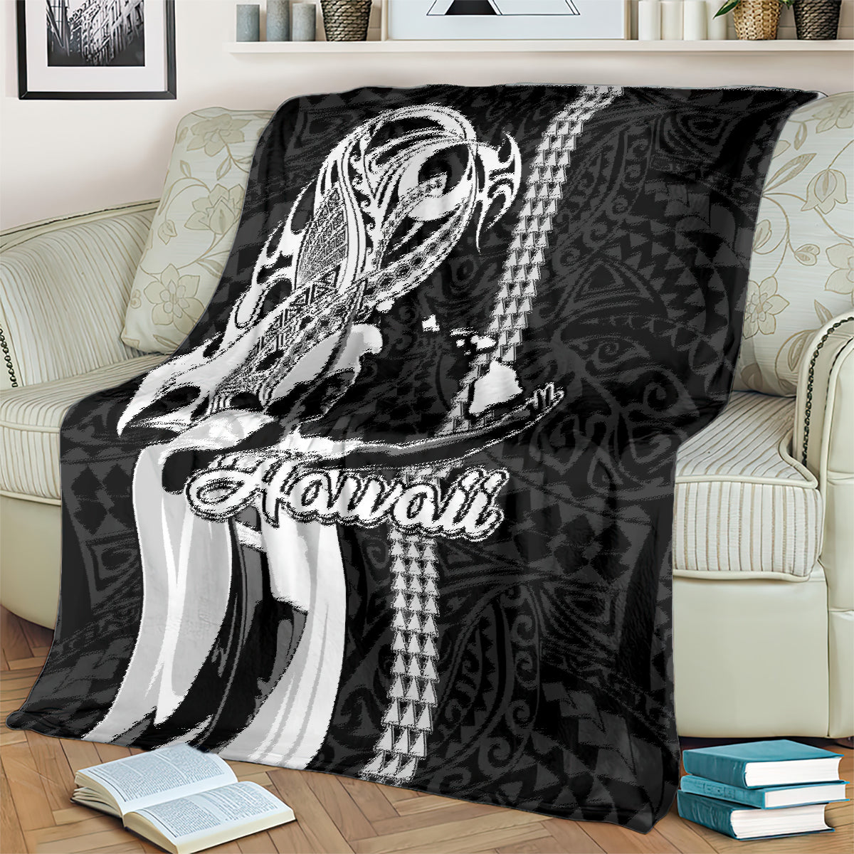 Hawaii Lanai Island Blanket Hawaiian King and Kakau Symbols Abstract Shoulder Tattoo LT03 - Polynesian Pride