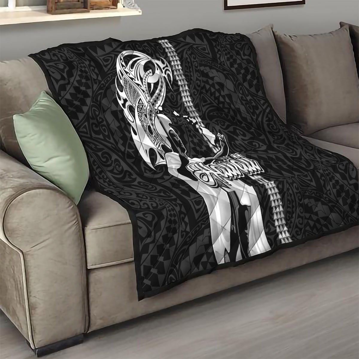 Hawaii Oahu Island Quilt Hawaiian King and Kakau Symbols Abstract Shoulder Tattoo LT03 - Polynesian Pride