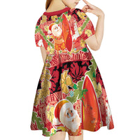 Hawaii Santa Mele Kalikimaka Kid Short Sleeve Dress Tropical Puakenikeni Lei with Polynesian Tribal Pattern - Polynesian Pride
