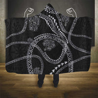 Hawaiian Kakau Art and Hisbiscus Tattoo Hooded Blanket Tribal Pattern-Silver Style - Polynesian Pride