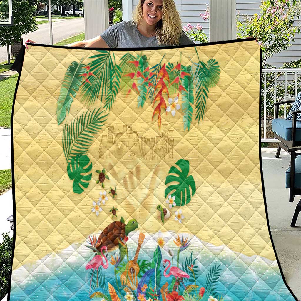 Hawaiian Alohawaii Quilt Tropical Plants and Animals on The Beach - Polynesian Pride
