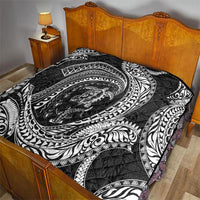 Hawaiian Turtle and Shark Quilt Kakau Tribal with Polynesian Pattern Black Color LT03 - Polynesian Pride