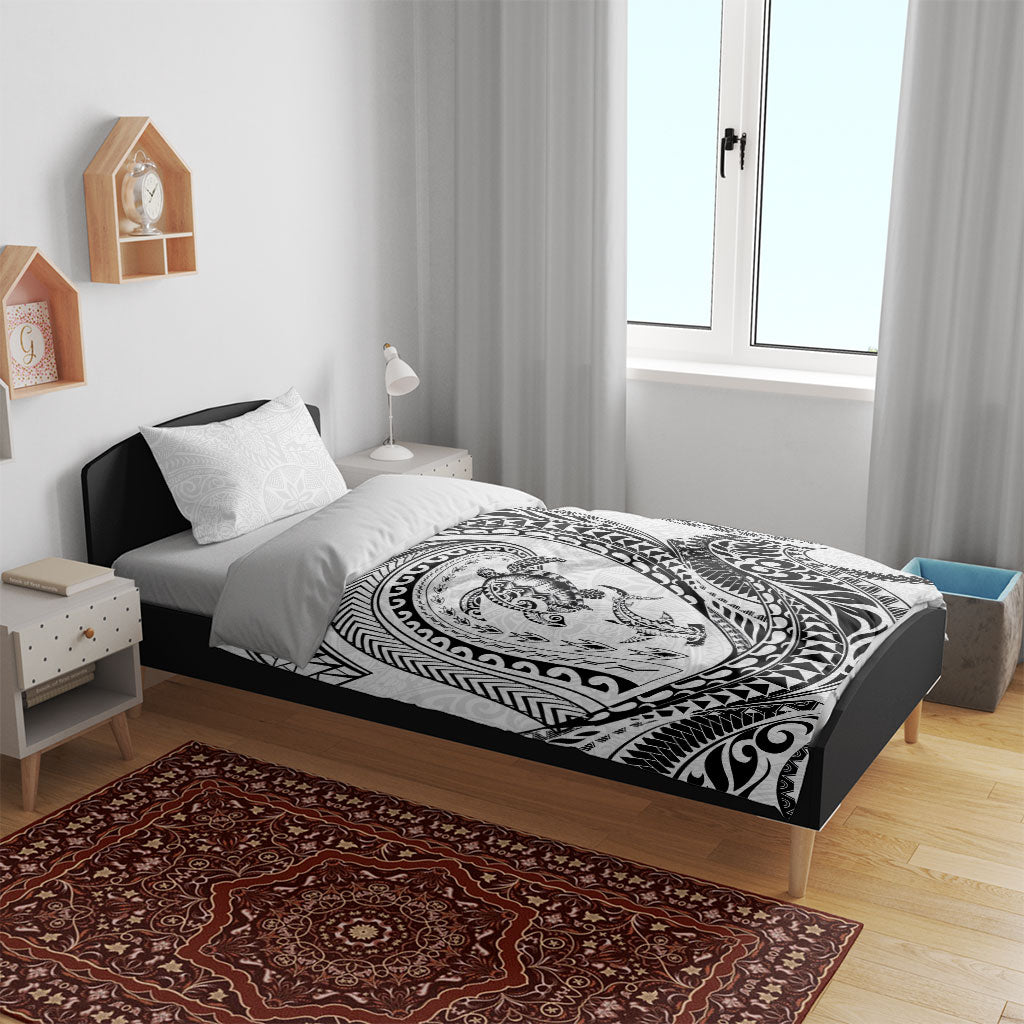 Hawaiian Turtle and Shark Bedding Set Kakau Tribal with Polynesian Pattern White Color LT03 - Polynesian Pride