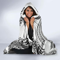 Hawaiian Turtle and Shark Hooded Blanket Kakau Tribal with Polynesian Pattern White Color LT03 - Polynesian Pride