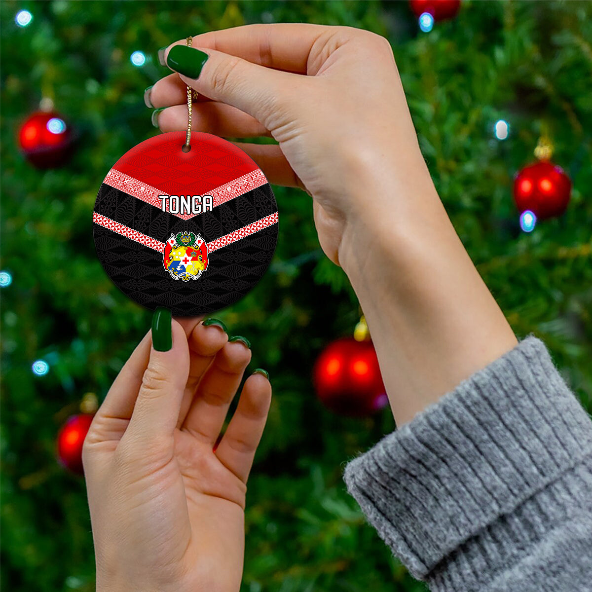 Tonga Ceramic Ornament Tonga Coat of Arms with Seamless Tapa Ngatu Pattern LT03 - Polynesian Pride