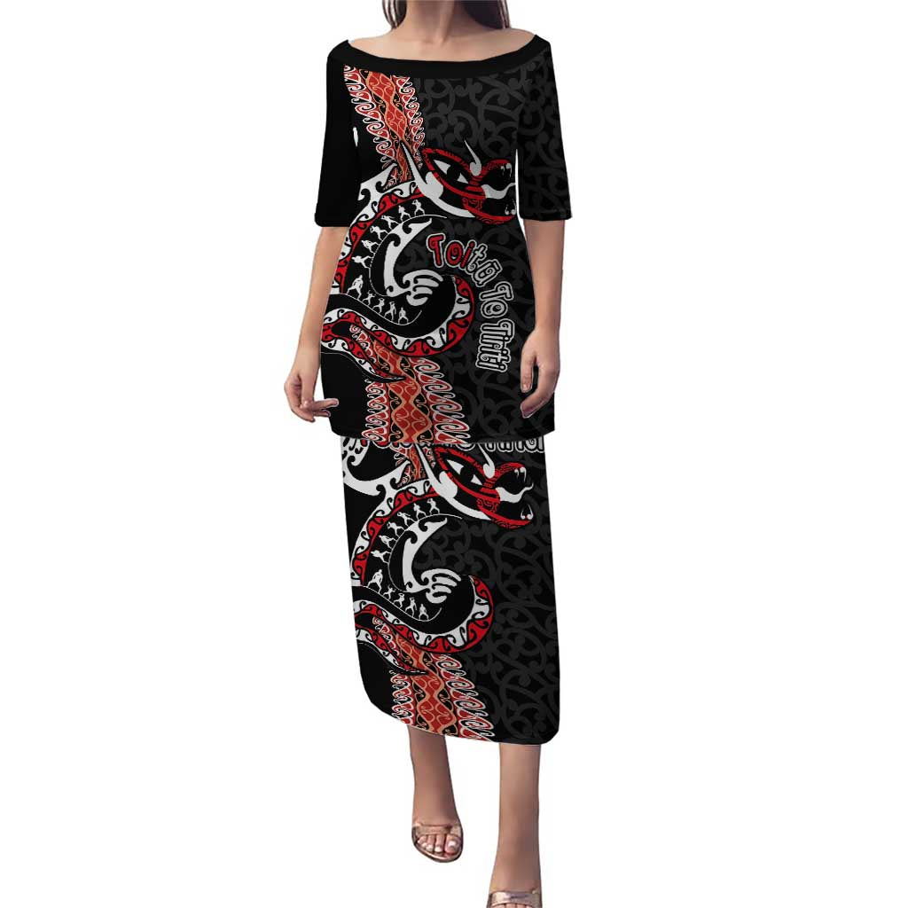 Aotearoa Toitu Te Tiriti Puletasi Maori Taniwha Haka - Honour the Treaty LT03 Long Dress Black - Polynesian Pride