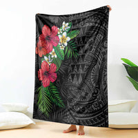 Hawaiian Tropical Plants Blanket Kakau Tattoo and Polynesian Pattern Half Black Color
