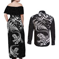 New Zealand Tuatara Tribal Tattoo Couples Matching Off Shoulder Maxi Dress and Long Sleeve Button Shirt Silver Fern and Maori Pattern Black Color LT03 - Polynesian Pride