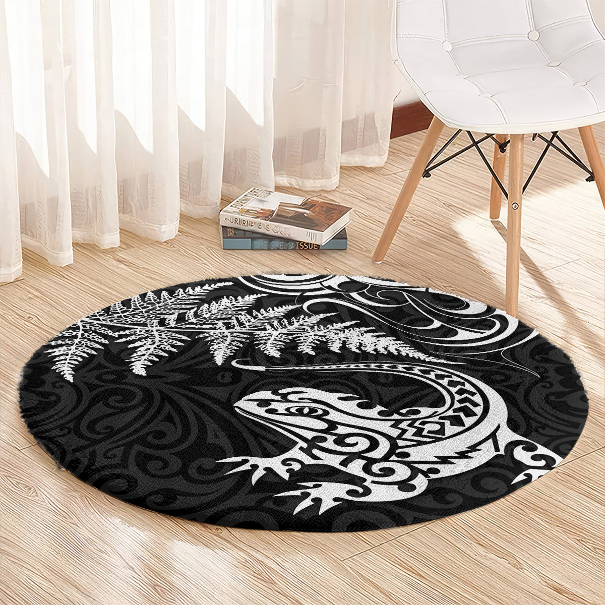 New Zealand Tuatara Tribal Tattoo Round Carpet Silver Fern and Maori Pattern Black Color