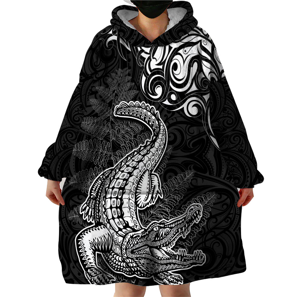 New Zealand Crocodile Tattoo and Fern Wearable Blanket Hoodie Maori Pattern