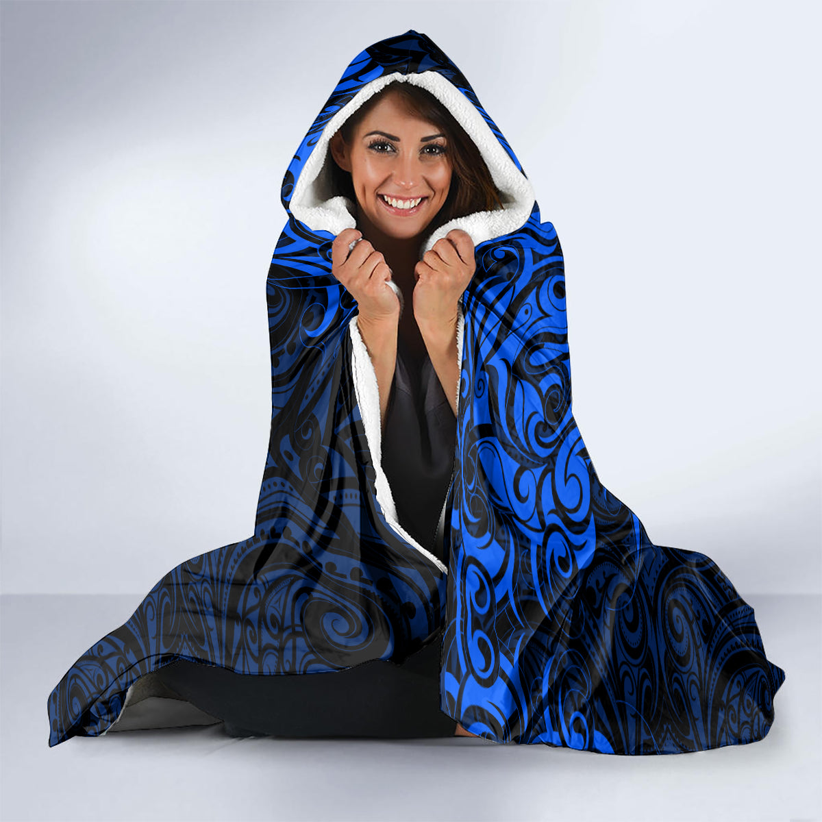 New Zealand Crocodile Tattoo and Fern Hooded Blanket Maori Pattern Blue Color