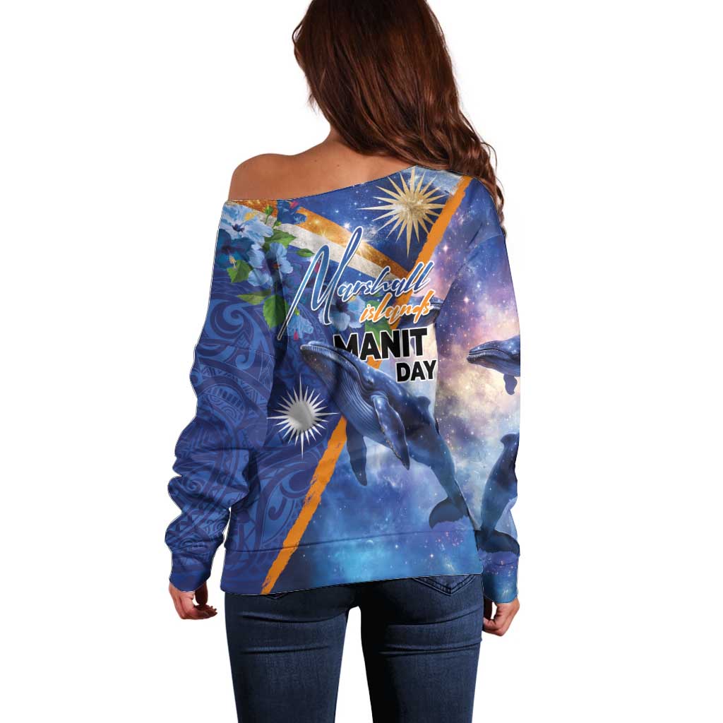 Marshall Islands Manit Day Off Shoulder Sweater Grunge National Flag with Whales and Tribal Tattoos LT03 - Polynesian Pride