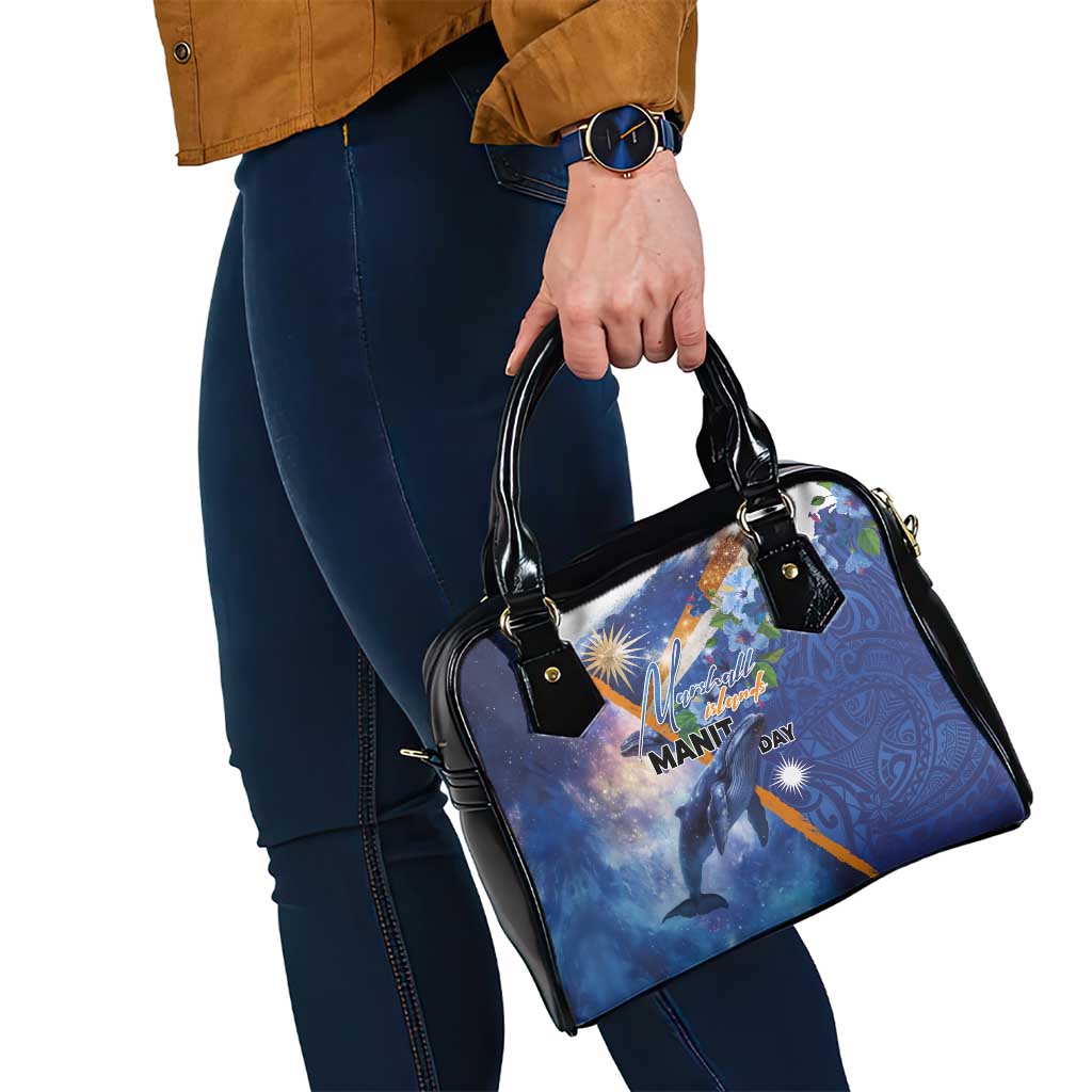 Marshall Islands Manit Day Shoulder Handbag Grunge National Flag with Whales and Tribal Tattoos LT03 - Polynesian Pride