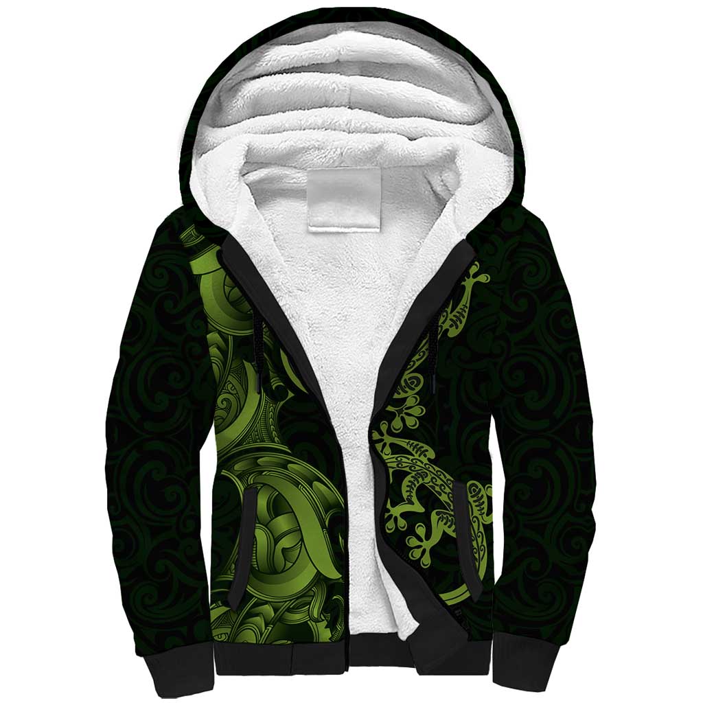 New Zealand Gecko Maori Art Tattoo Sherpa Hoodie