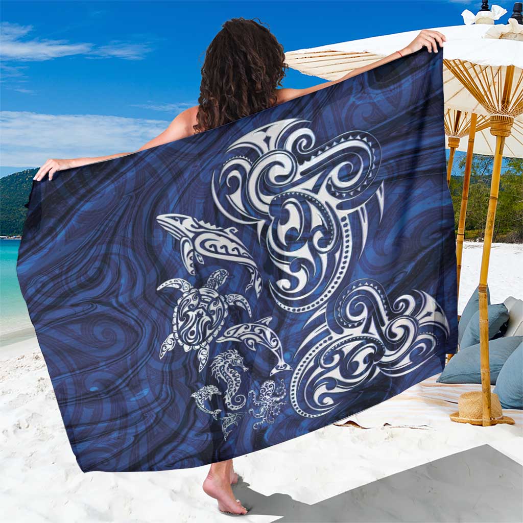 New Zealand Connecting with Seas Sarong Maori Tribal and Sea Animals Tattoo - White Glass Style