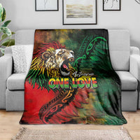 Aotearoa One Love Blanket Reggae Lion with Kakahu Huruhuru