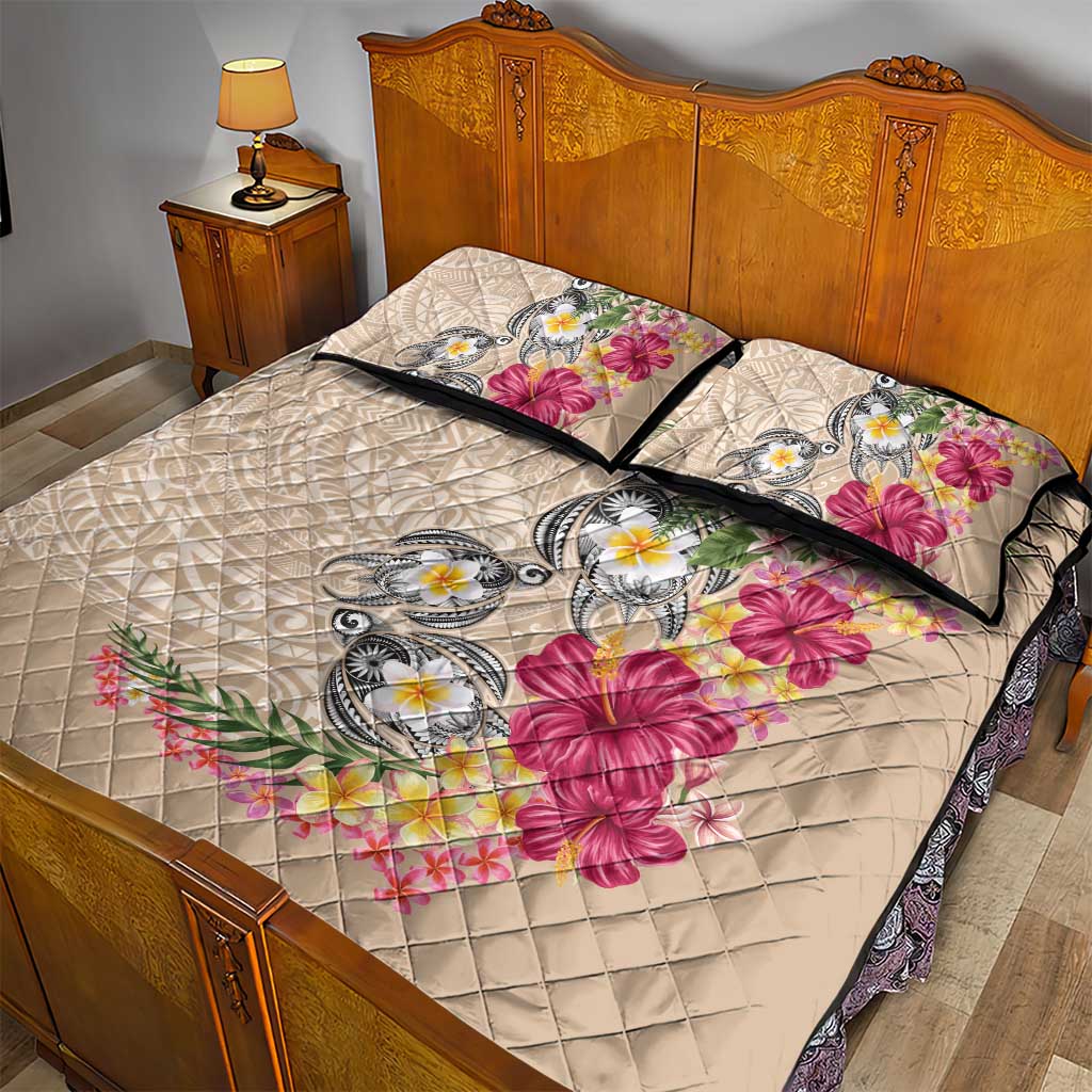 Hawaiian Tropical Flowers and Tribal Turtles Quilt Bed Set Polynesian Art Motifs Beige Color - Polynesian Pride
