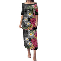 Hawaiian Tropical Flowers and Tribal Turtles Family Matching Puletasi and Hawaiian Shirt Polynesian Art Motifs Black Color - Polynesian Pride