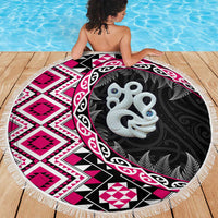 Pink Taniko Motif Aotearoa Manaia and Silver Fern Beach Blanket