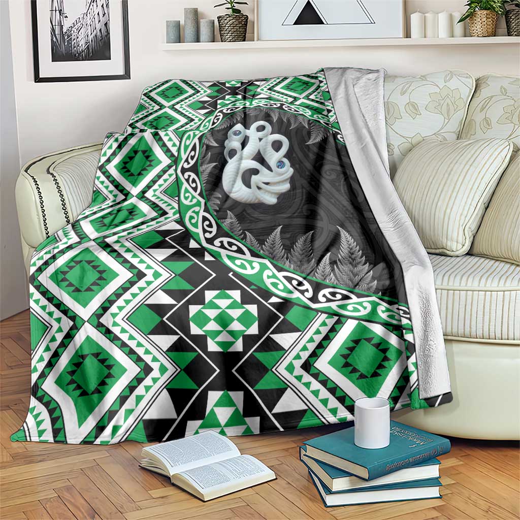 Green Taniko Motif Aotearoa Manaia and Silver Fern Blanket