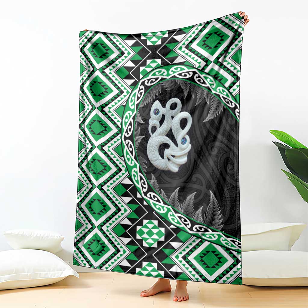 Green Taniko Motif Aotearoa Manaia and Silver Fern Blanket