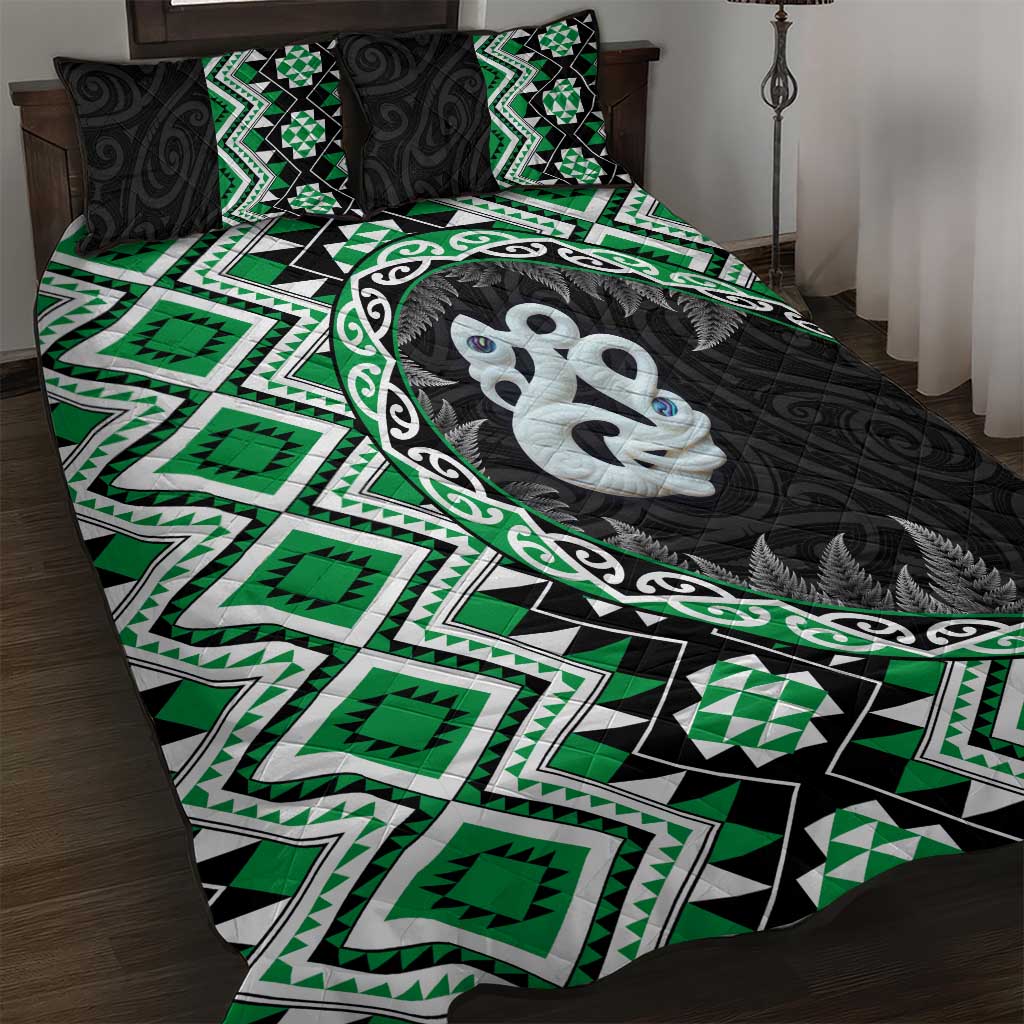 Green Taniko Motif Aotearoa Manaia and Silver Fern Quilt Bed Set