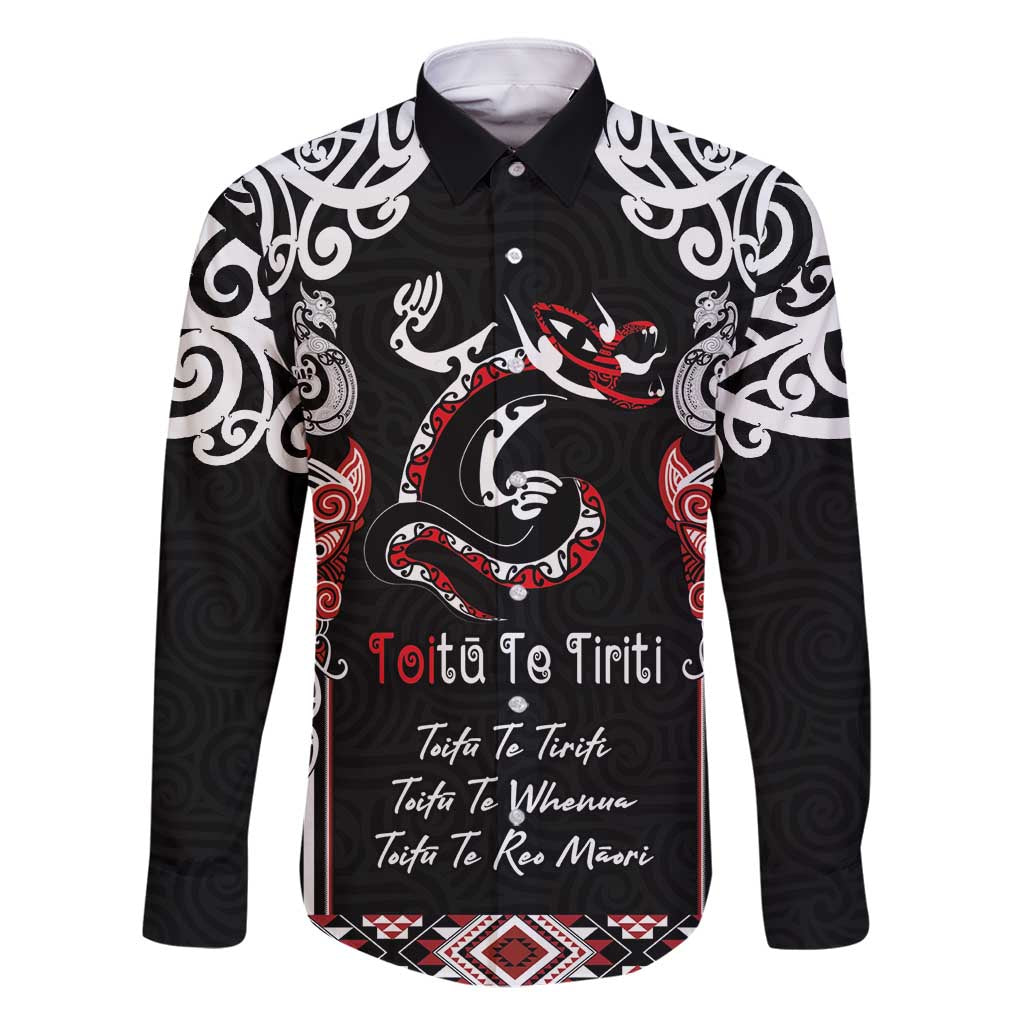 Aotearoa Toitu Te Tiriti-Maori Taniwha Family Matching Summer Maxi Dress and Hawaiian Shirt Toitu Te Whenua Toitu Te Reo Maori LT03 Dad's Shirt - Long Sleeve Black - Polynesian Pride