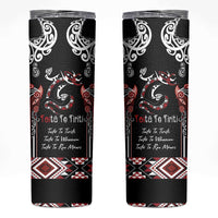 Aotearoa Toitu Te Tiriti-Maori Taniwha Skinny Tumbler Toitu Te Whenua Toitu Te Reo Maori LT03 Black - Polynesian Pride