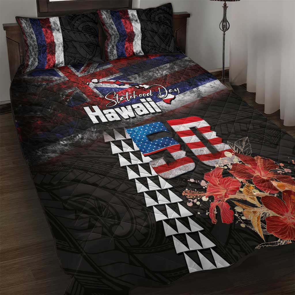Hawaii Statehood Day Quilt Bed Set 50th state of the United States Kakau Tattoos and Hibiscus Grunge - Polynesian Pride