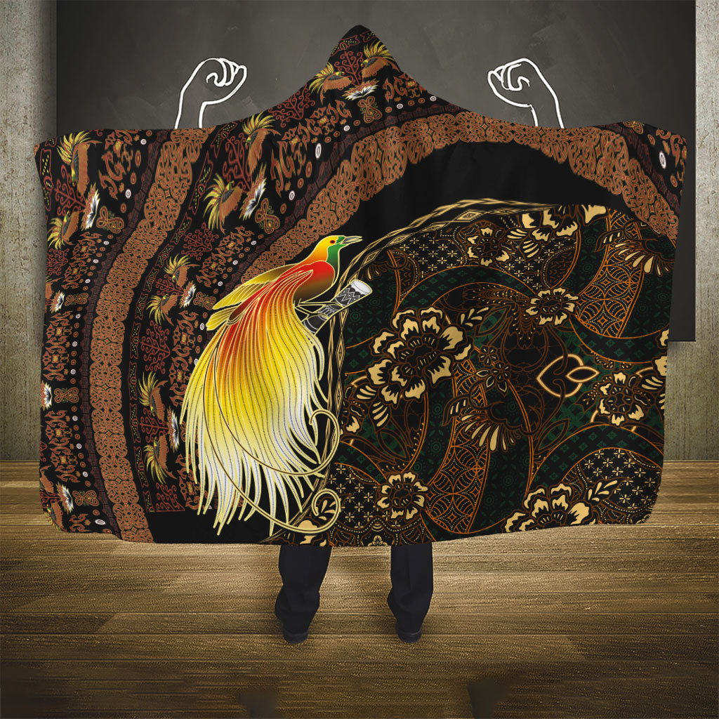 Papua New Guinea and Indonesia Batik Hooded Blanket Bird of Paradise with Tribal Batik Patterns