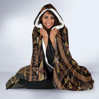 Papua New Guinea and Indonesia Batik Hooded Blanket Bird of Paradise with Tribal Batik Patterns