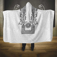 Philippines Barong Style Hooded Blanket with Polynesian Art and Leaf Motif Black-White Color LT03 - Polynesian Pride