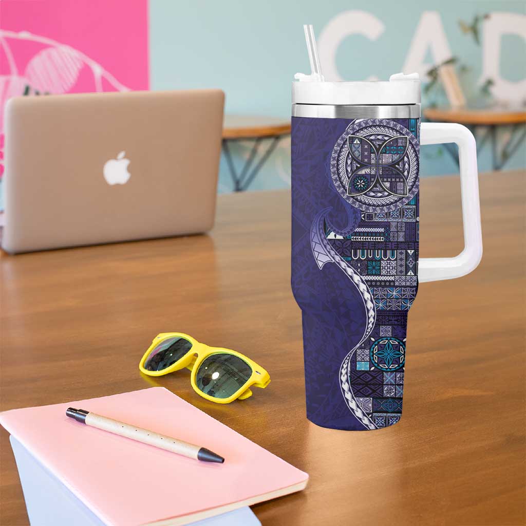 Samoan Siapo Art Tattoo Polynesian Pattern Tumbler With Handle Navy Color LT03 - Polynesian Pride