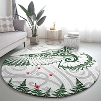 New Zealand Kea Bird Round Carpet Maori Tattoo and Silver Fern Green Color
