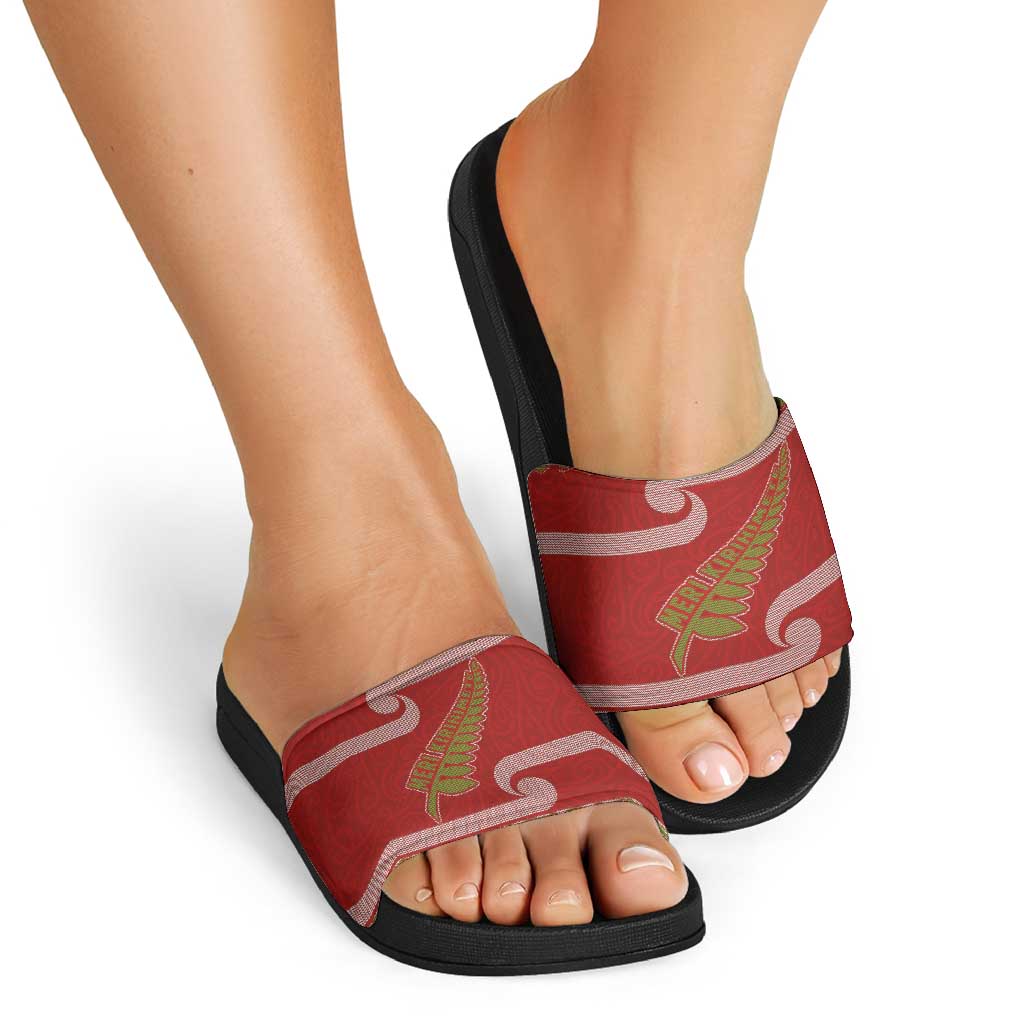 New Zealand Christmas Slide Sandals Meri Kirihimete Silver Fern Knit Style Green Color - Polynesian Pride