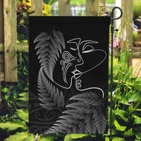 New Zealand Valentine's Day Garden Flag Silver Fern and Line Art Love Couple