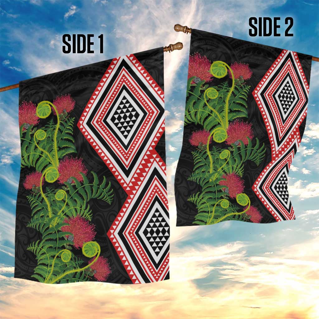 Aotearoa Tukutuku Motif Garden Flag Pohutukawa and Fern Leaves