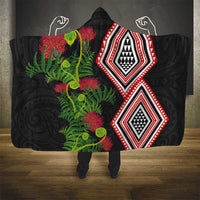 Aotearoa Tukutuku Motif Hooded Blanket Pohutukawa and Fern Leaves