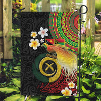 Vanuatu and Papua New Guinea Together Garden Flag Bird-of-paradise and Pig Tusk Melanesian Pattern