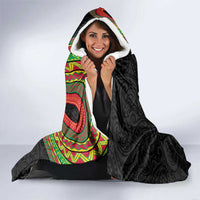 Vanuatu and Papua New Guinea Together Hooded Blanket Bird-of-paradise and Pig Tusk Melanesian Pattern