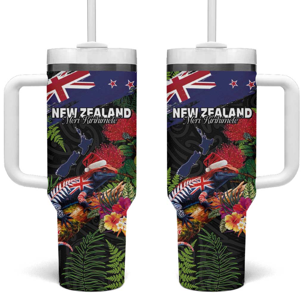 New Zealand Christmas Tumbler With Handle Meri Kirihimete-Tuatara and Pohutukawa Black Color LT03 One Size: 40 oz Black - Polynesian Pride